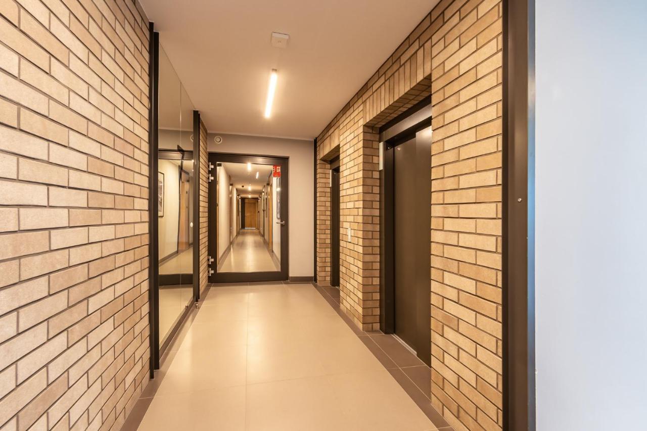 Apartamenty W Gdansku - Zajezdnia Wrzeszcz, Grudziadzka 4B Exterior photo